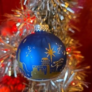 Vtg glass manger scene West GERMANY ornament